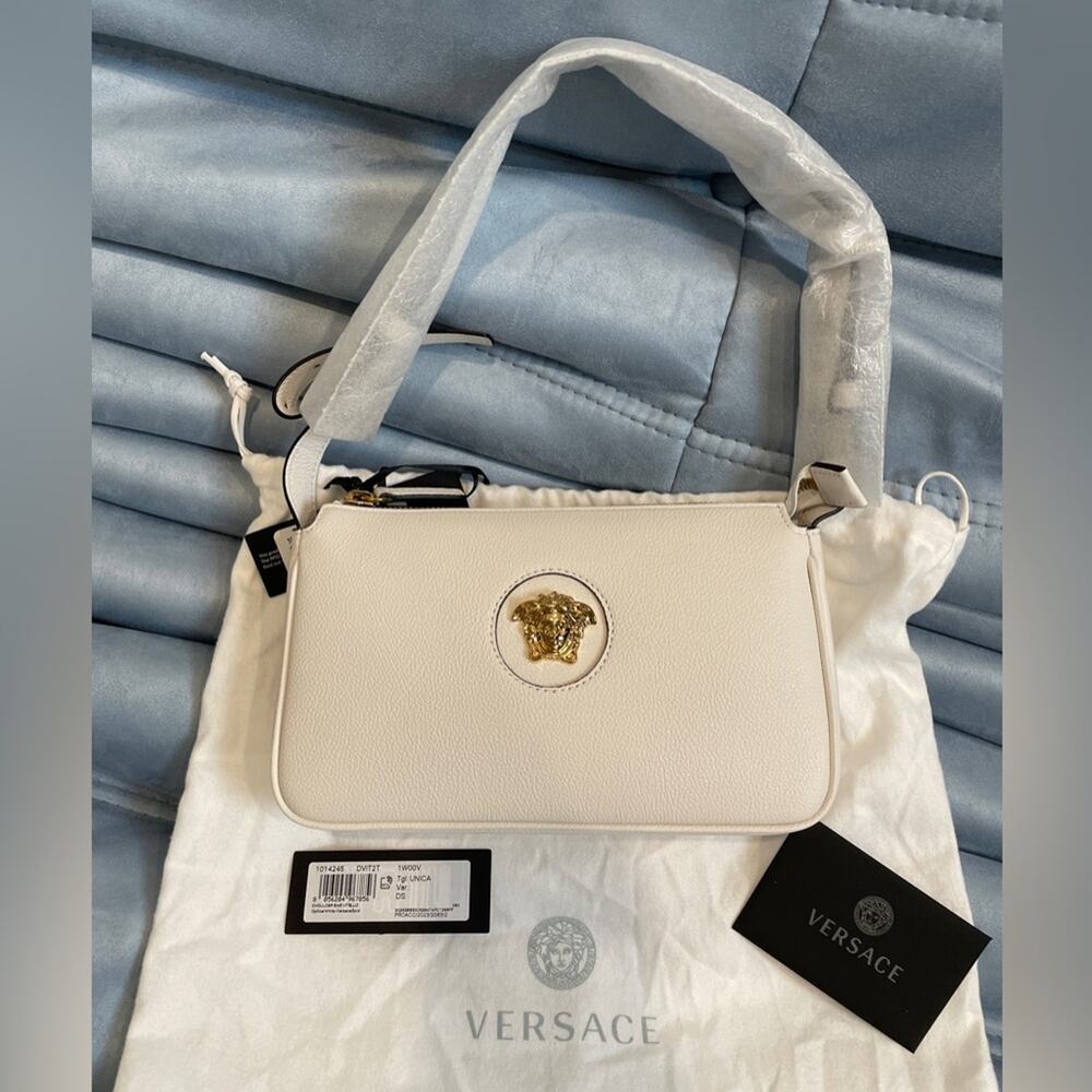 Sold❌Versace Medusa Grained Calfskin Shoulder Bag NWT